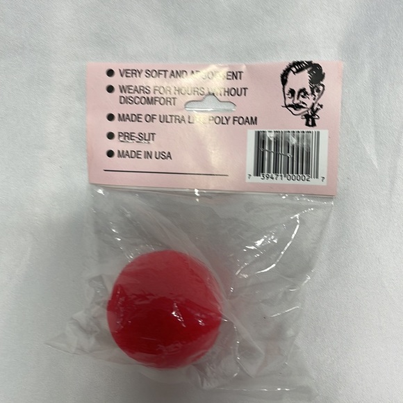 The Worlds Most Comfortable Clown Nose - Picture 2 of 2